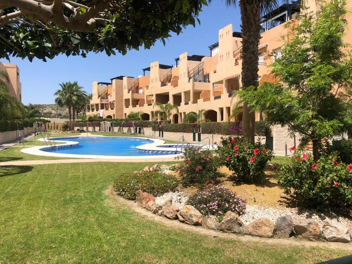 Appartamento Atico con piscina privada a 100m del mar Vera Esterno foto